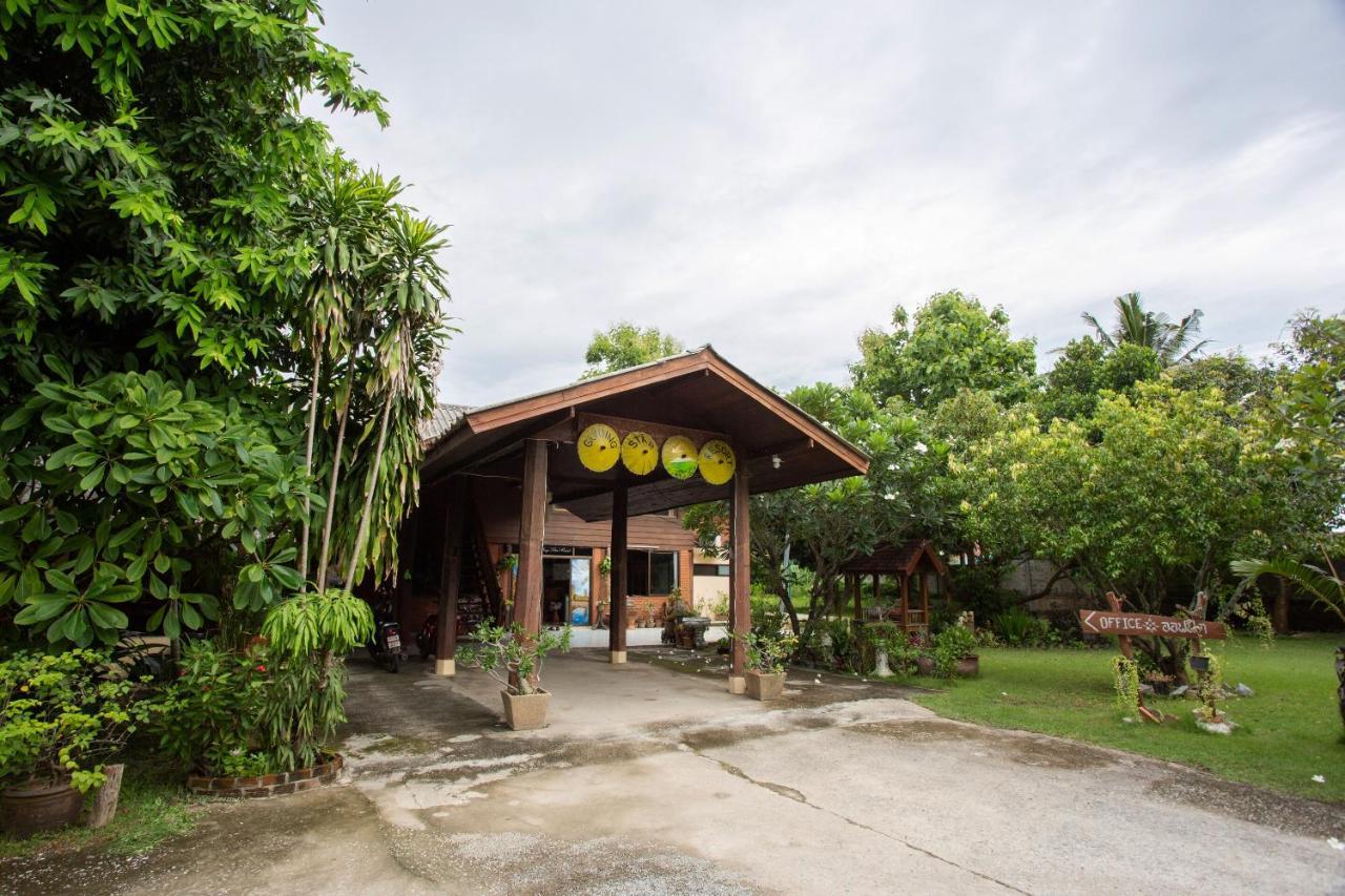 Oyo 909 Guiding Star Resort Chiang Mai Buitenkant foto