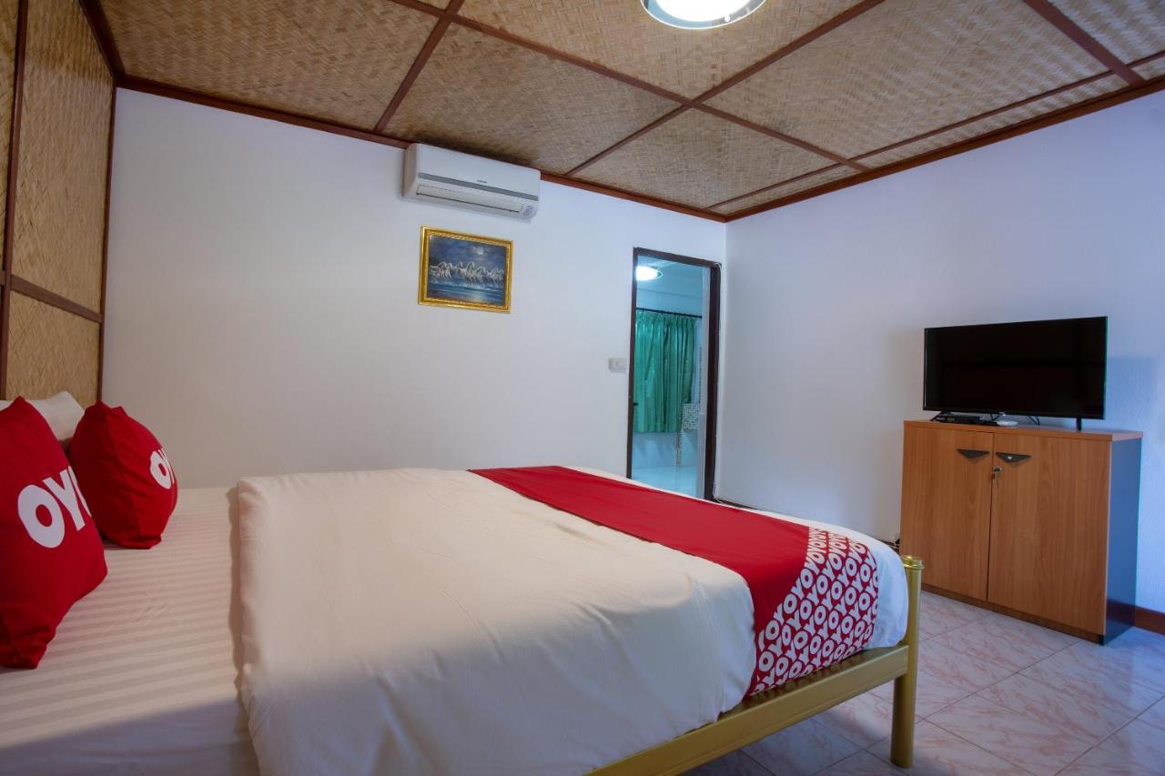 Oyo 909 Guiding Star Resort Chiang Mai Buitenkant foto