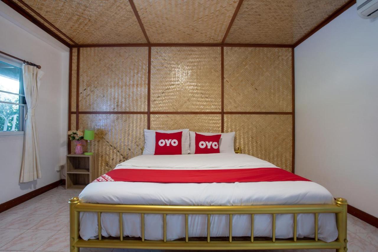 Oyo 909 Guiding Star Resort Chiang Mai Buitenkant foto