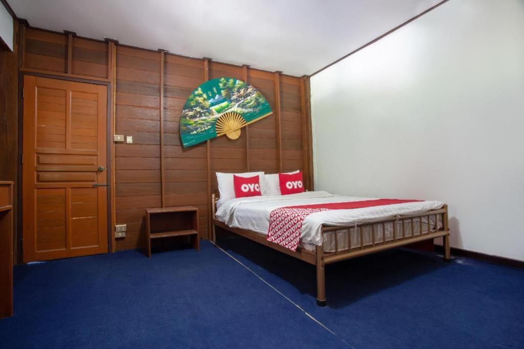 Oyo 909 Guiding Star Resort Chiang Mai Buitenkant foto